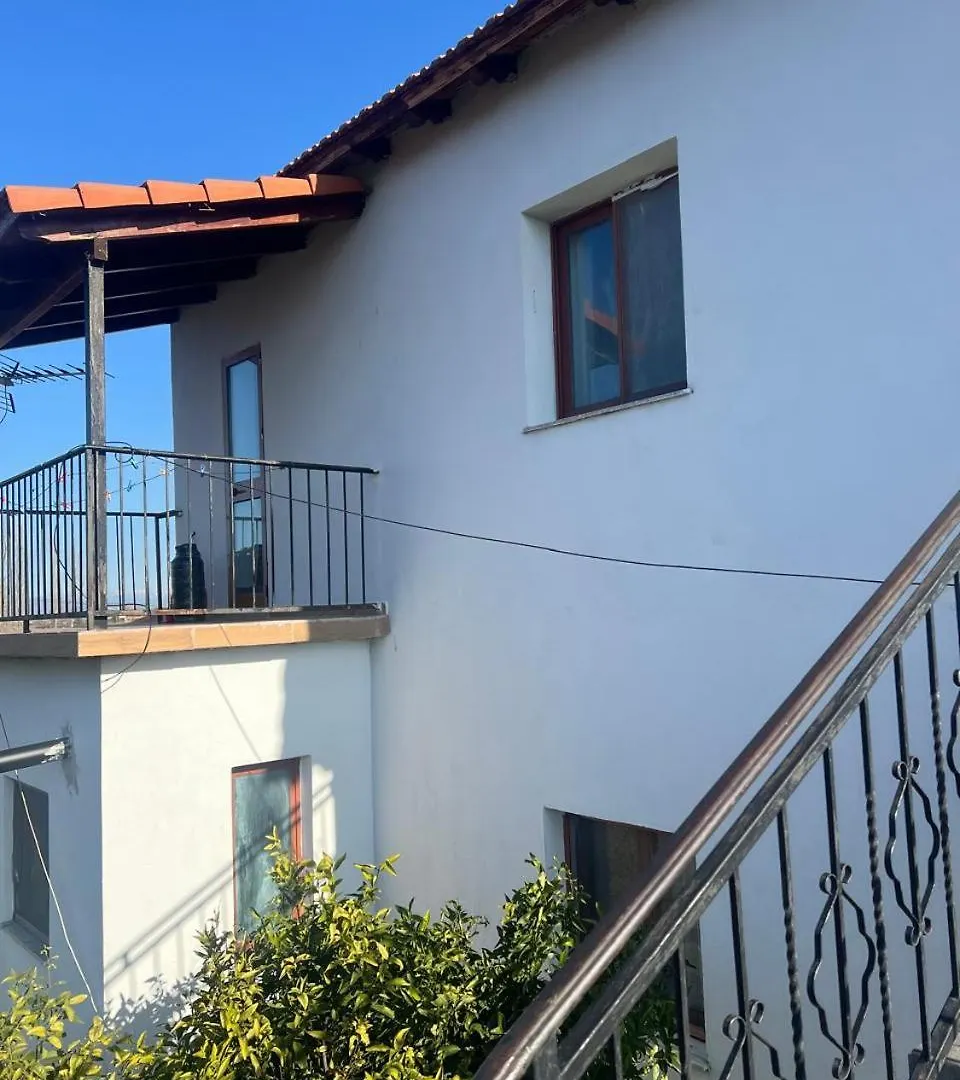 Bert-House Close To The Sea Lezhë
